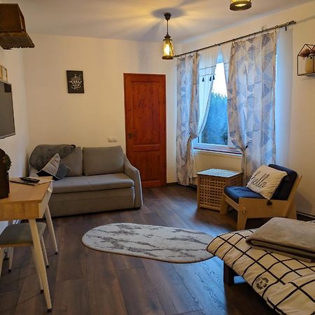 Appartement June Studio à Braşov Extérieur photo