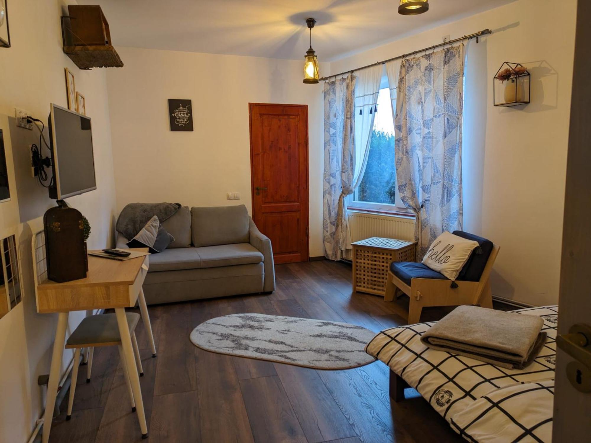 Appartement June Studio à Braşov Extérieur photo