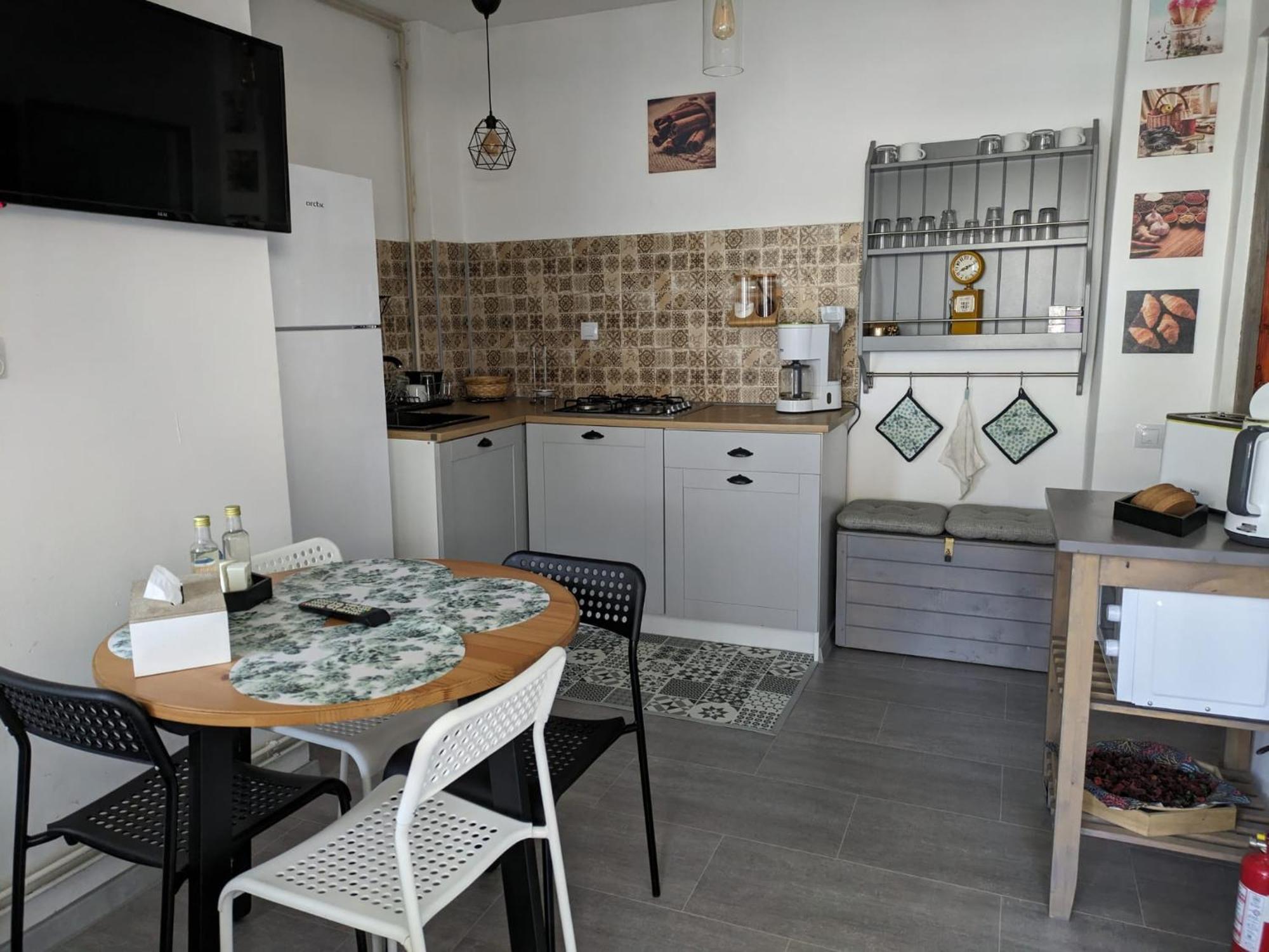 Appartement June Studio à Braşov Extérieur photo