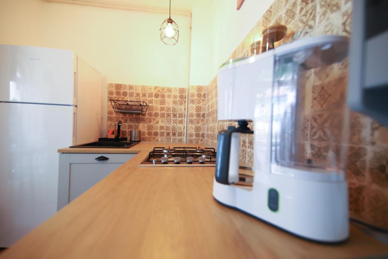 Appartement June Studio à Braşov Extérieur photo