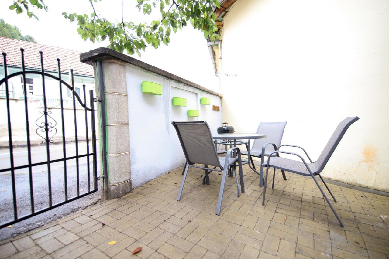 Appartement June Studio à Braşov Extérieur photo